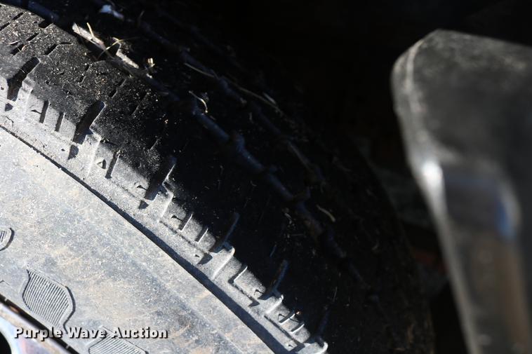 image for item DD5972 2000 GMC W4500 box truck