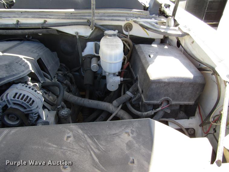 image for item DD6660 2011 Chevrolet Silverado 2500HD Crew Cab pickup truck