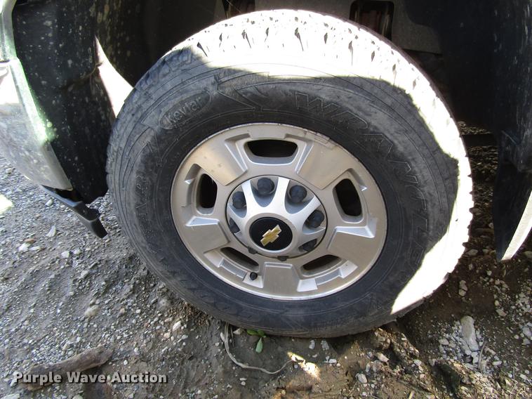 image for item DD6660 2011 Chevrolet Silverado 2500HD Crew Cab pickup truck