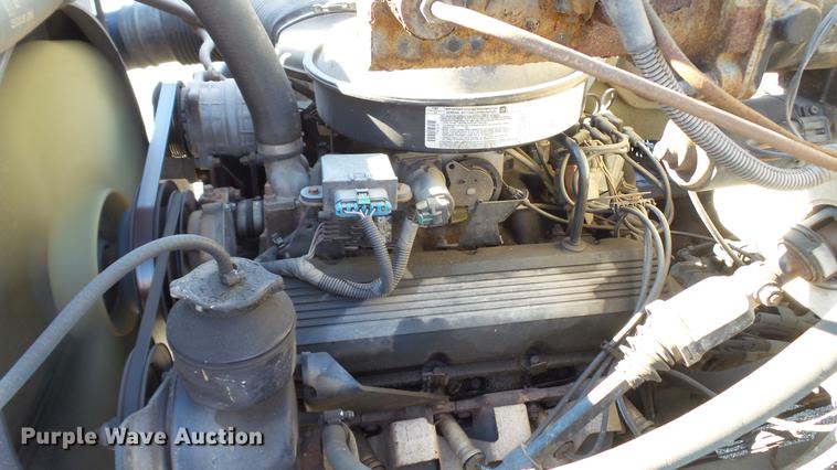 image for item DD7406 1996 GMC TopKick Lo-Pro box truck