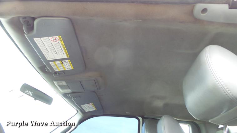 image for item DE4917 2012 Ford F250 Super Duty XL SuperCab flatbed pickup truck