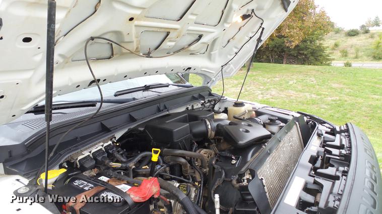 image for item DE4917 2012 Ford F250 Super Duty XL SuperCab flatbed pickup truck