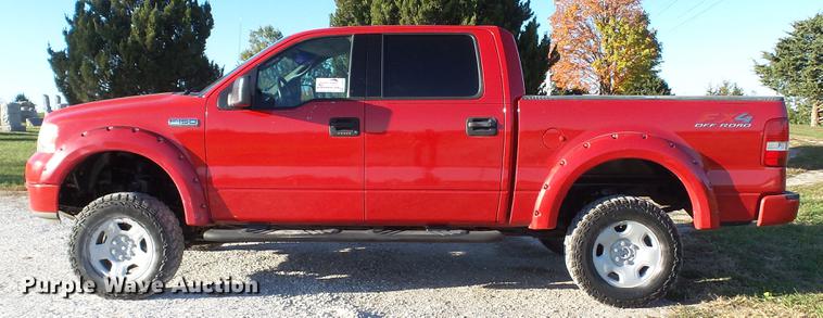 image for item DE4929 2004 Ford F150 SuperCrew pickup truck