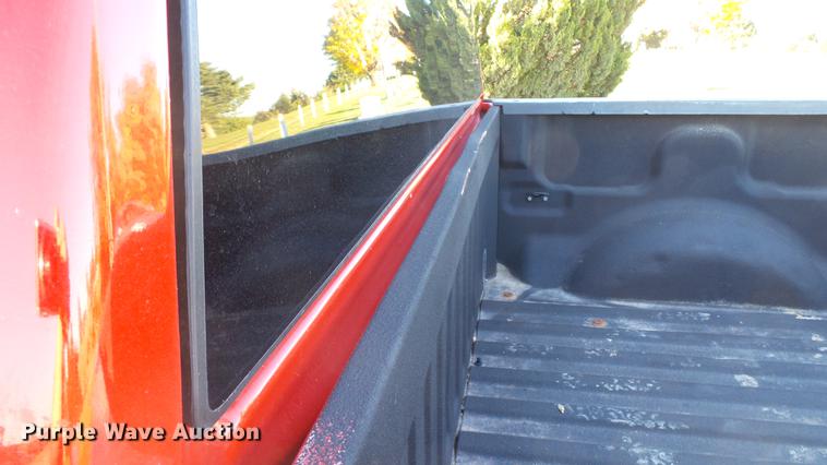 image for item DE4929 2004 Ford F150 SuperCrew pickup truck