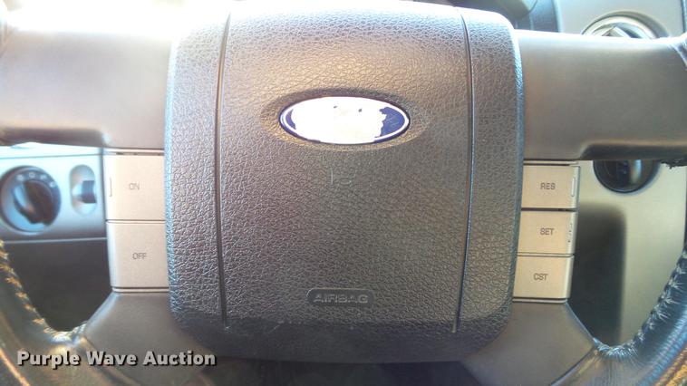 image for item DE4929 2004 Ford F150 SuperCrew pickup truck