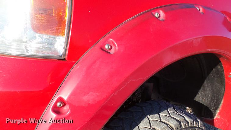 image for item DE4929 2004 Ford F150 SuperCrew pickup truck