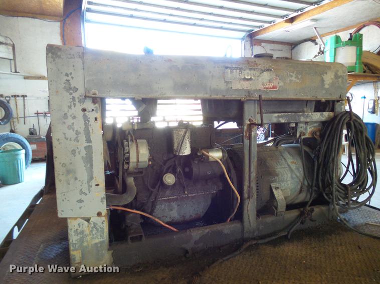 image for item DE5302 Lincoln SA200FL63 welder