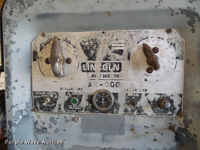 image for item DE5302 Lincoln SA200FL63 welder