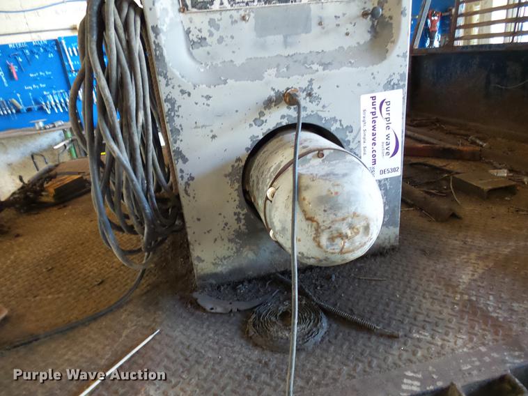 image for item DE5302 Lincoln SA200FL63 welder