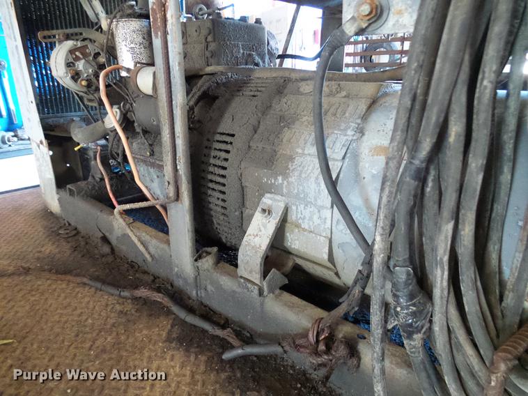 image for item DE5302 Lincoln SA200FL63 welder