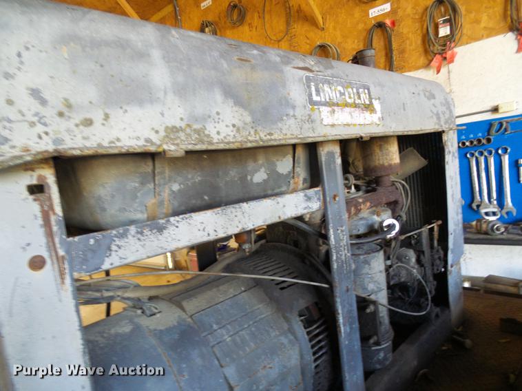 image for item DE5302 Lincoln SA200FL63 welder