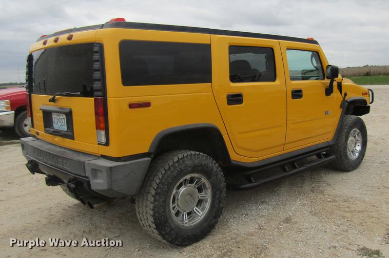 image for item DE5876 2004 Hummer H2 SUV