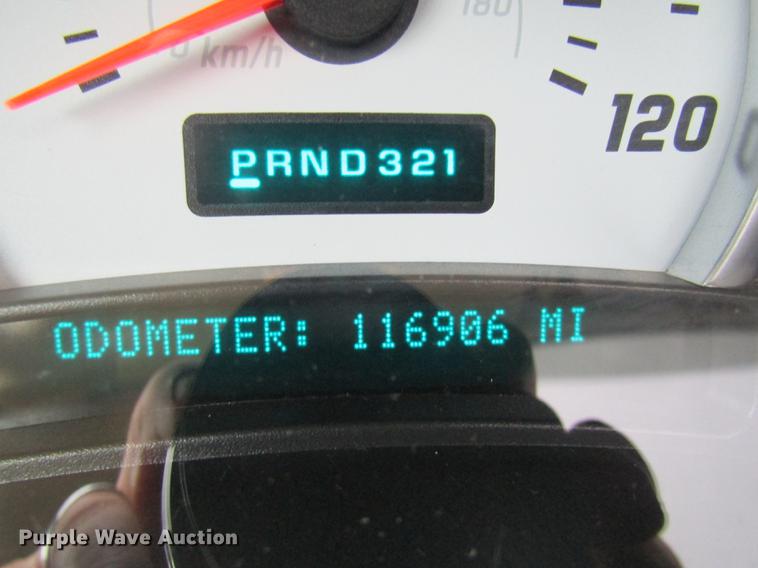 image for item DE5876 2004 Hummer H2 SUV