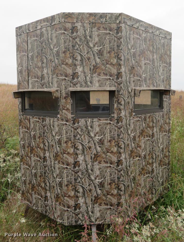 MB Ranch King Custom hunting blind in Spivey, KS Item DE6400 sold