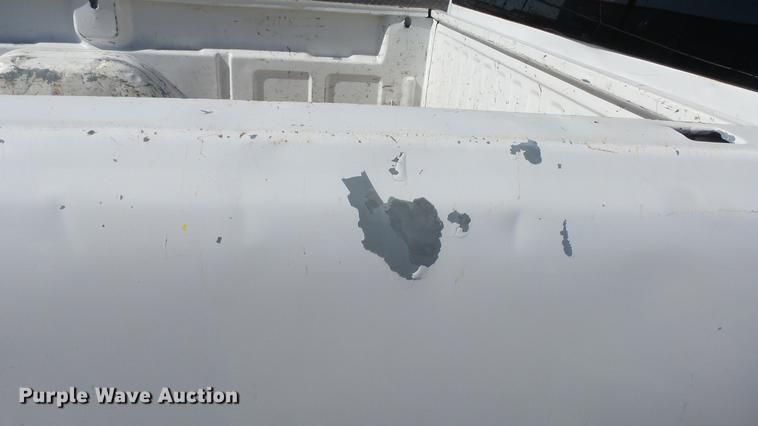 image for item DE7297 2002 Chevrolet Silverado 2500 Crew Cab pickup truck