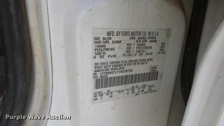 image for item DE7298 2001 Ford F150 SuperCrew pickup truck