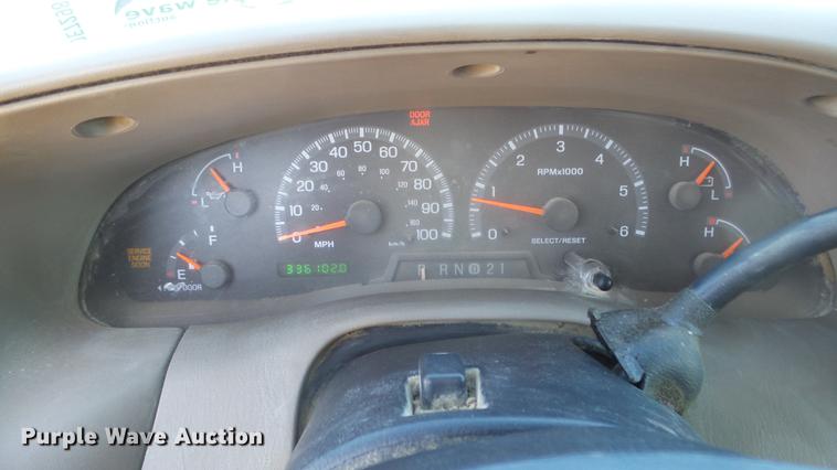 image for item DE7298 2001 Ford F150 SuperCrew pickup truck