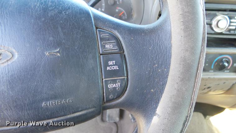 image for item DE7298 2001 Ford F150 SuperCrew pickup truck