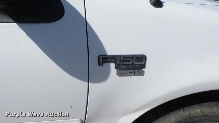 image for item DE7298 2001 Ford F150 SuperCrew pickup truck