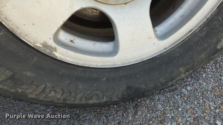 image for item DE7298 2001 Ford F150 SuperCrew pickup truck