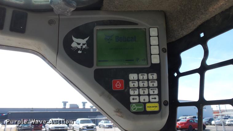 image for item DE7299 2009 Bobcat S205 skid steer