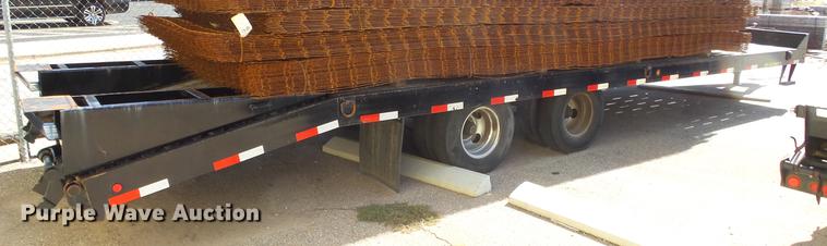 image for item DE7300 2014 Big Tex 24ED equipment trailer