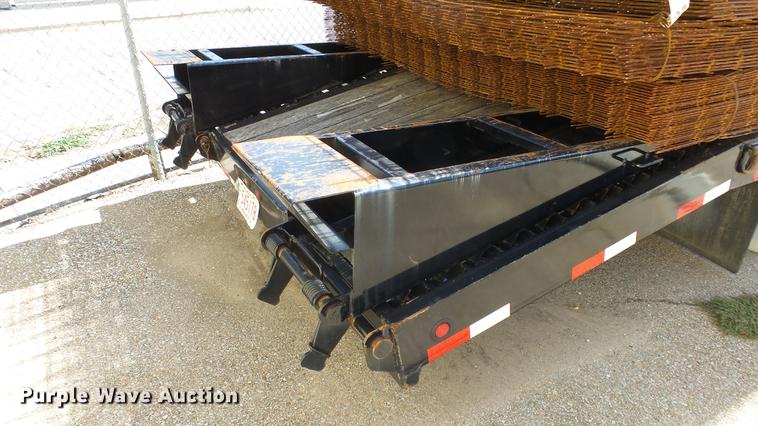 image for item DE7300 2014 Big Tex 24ED equipment trailer