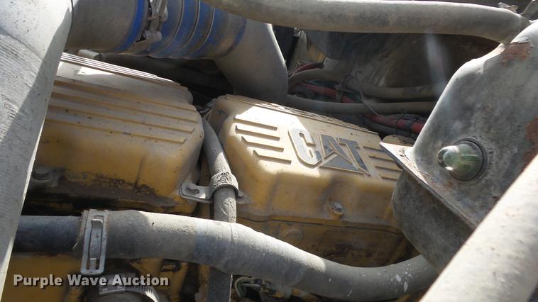 image for item DE7328 2002 Freightliner FL112 truck cab and chassis