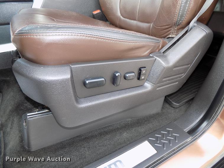 image for item DE7538 2012 Ford F150 Platinum SuperCrew pickup truck