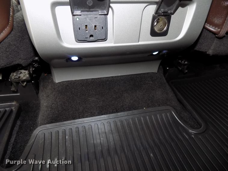 image for item DE7538 2012 Ford F150 Platinum SuperCrew pickup truck