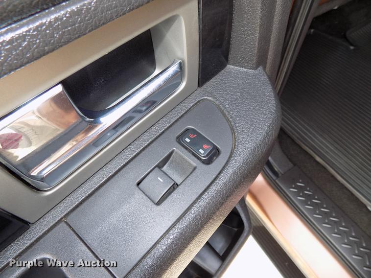 image for item DE7538 2012 Ford F150 Platinum SuperCrew pickup truck