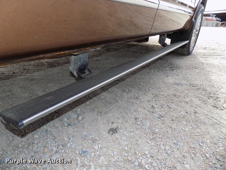 image for item DE7538 2012 Ford F150 Platinum SuperCrew pickup truck