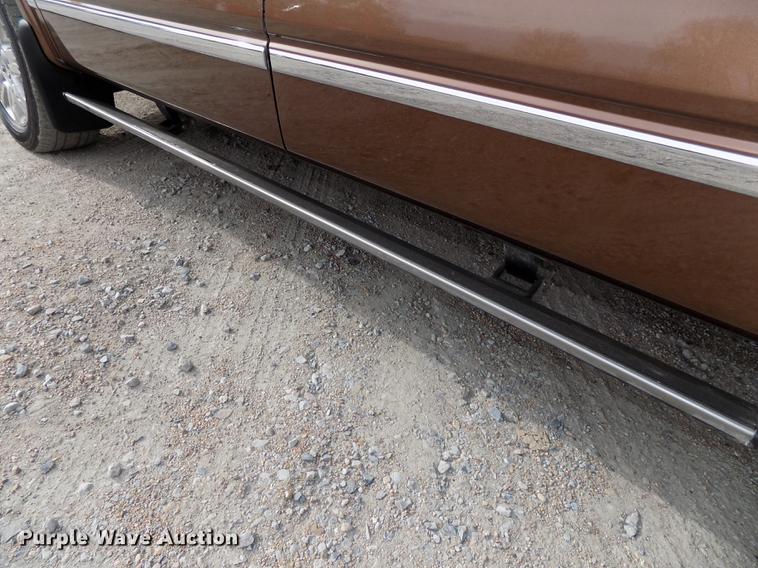 image for item DE7538 2012 Ford F150 Platinum SuperCrew pickup truck