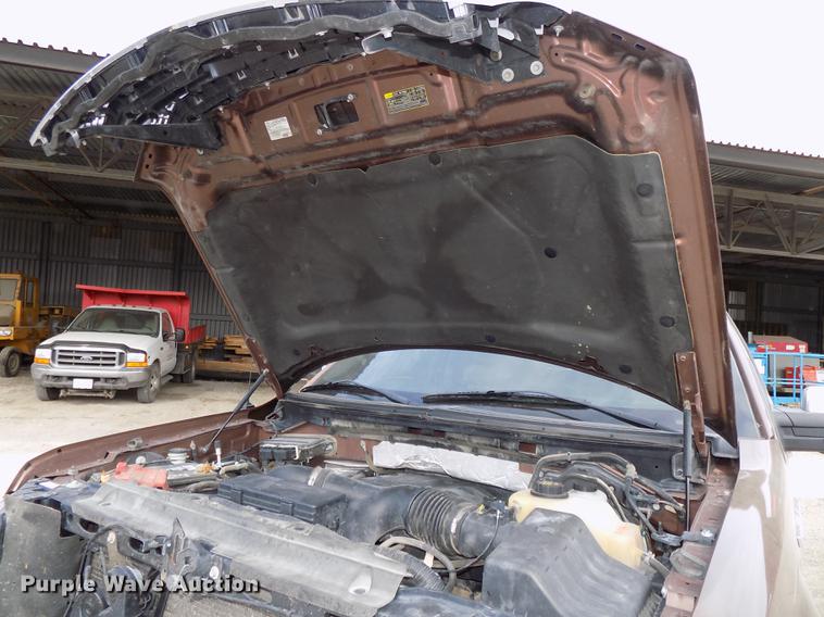 image for item DE7538 2012 Ford F150 Platinum SuperCrew pickup truck