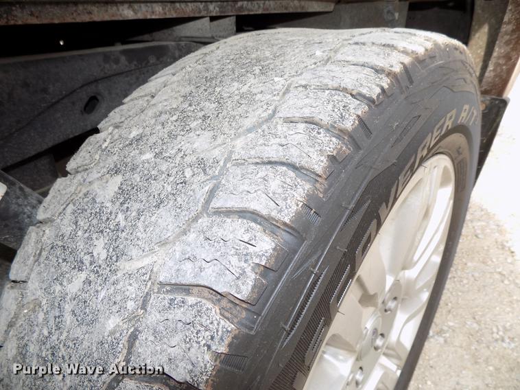 image for item DE7538 2012 Ford F150 Platinum SuperCrew pickup truck