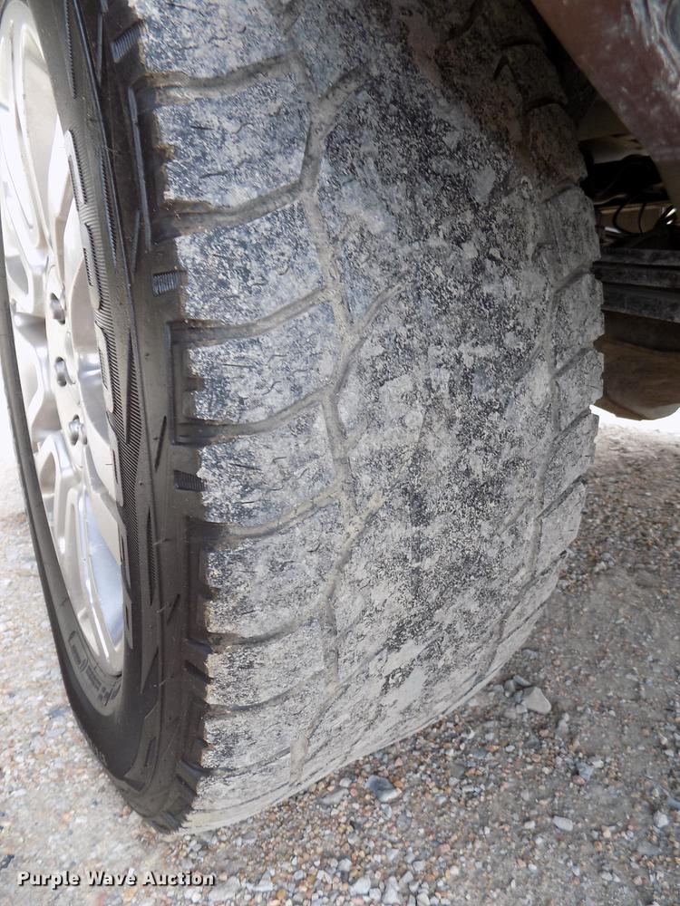 image for item DE7538 2012 Ford F150 Platinum SuperCrew pickup truck