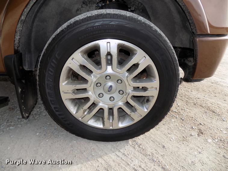 image for item DE7538 2012 Ford F150 Platinum SuperCrew pickup truck