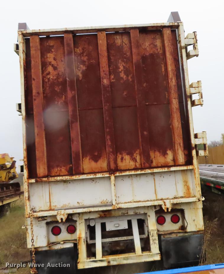 image for item DF1283 1993 Clement high side scrap gondola trailer
