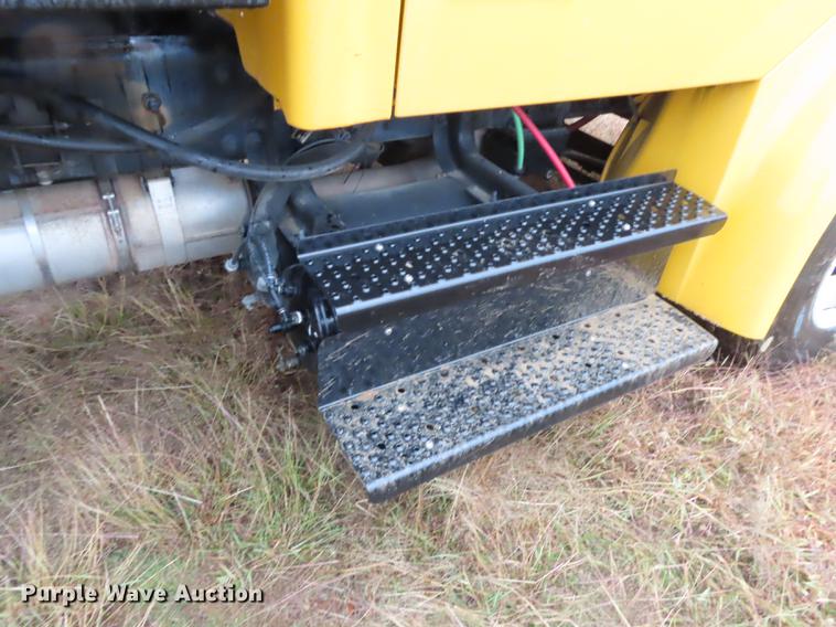 image for item DF1284 2009 Sterling Acterra dump flatbed truck