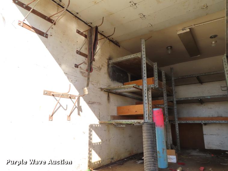 image for item DF1289 1992 GMC Sierra 3500 box truck