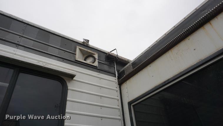 image for item DF1533 1986 Otterbacher Alum A Body camper