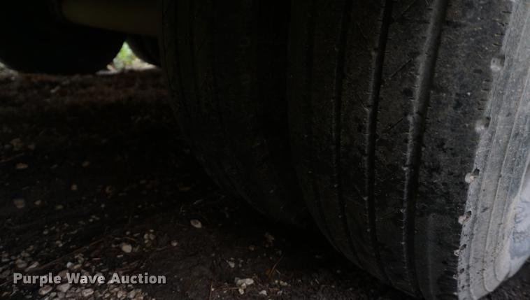 image for item DF1533 1986 Otterbacher Alum A Body camper