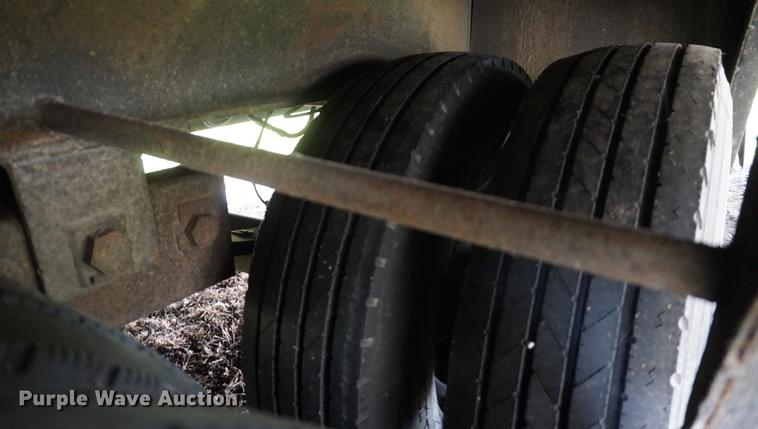 image for item DF1533 1986 Otterbacher Alum A Body camper