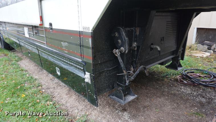 image for item DF1533 1986 Otterbacher Alum A Body camper