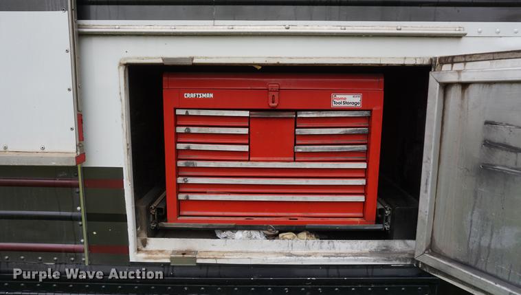 image for item DF1533 1986 Otterbacher Alum A Body camper