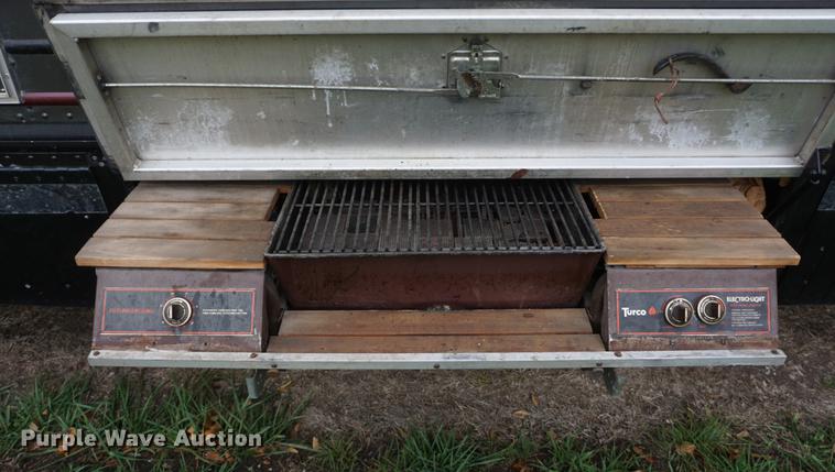 image for item DF1533 1986 Otterbacher Alum A Body camper