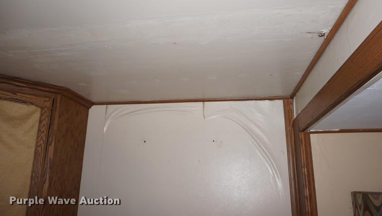 image for item DF1533 1986 Otterbacher Alum A Body camper