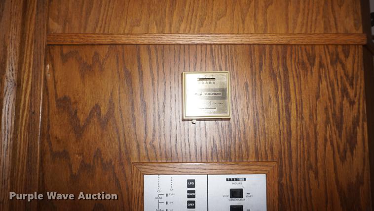 image for item DF1533 1986 Otterbacher Alum A Body camper