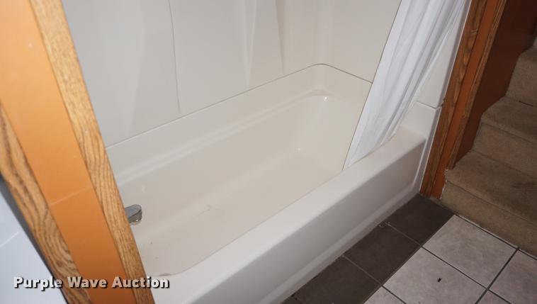 image for item DF1533 1986 Otterbacher Alum A Body camper