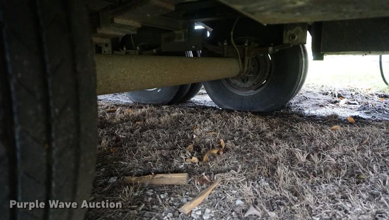 image for item DF1533 1986 Otterbacher Alum A Body camper